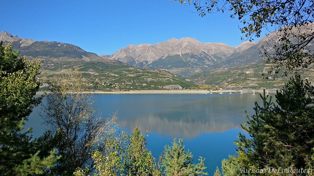 Les lacs de SerrePonçon et de StApollinaire Au bout de la route