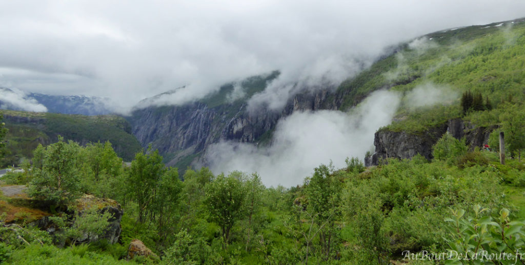 Au dessus de Voringsfossen