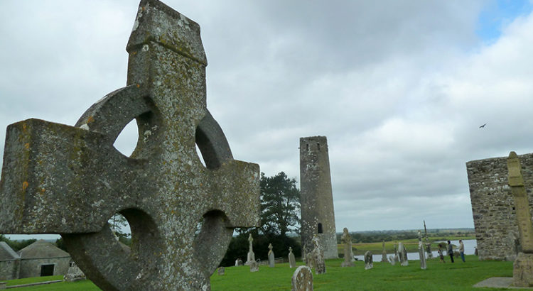 Croix Clonmacnoise